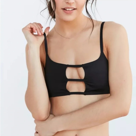 Urban Outfitters Out From Under Hailey Fusion Caged Bra Black Scoop Soft Cup - Picture 1 of 4